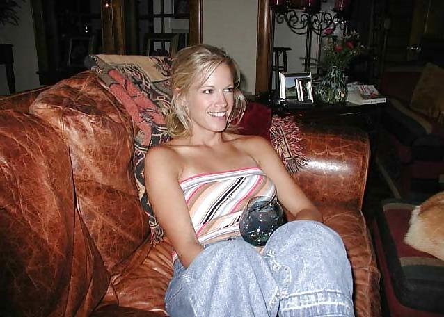 22P She loves to show off