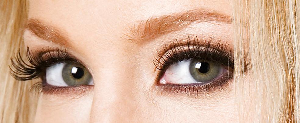 25P Game: Look in my eyes