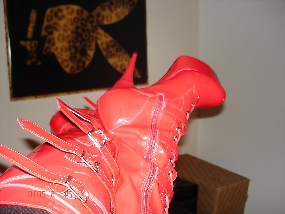 10P High heeled