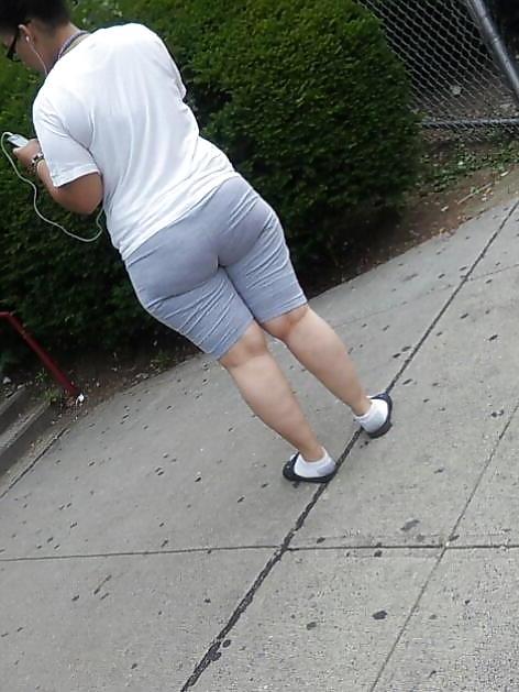 6P Candid asses! 