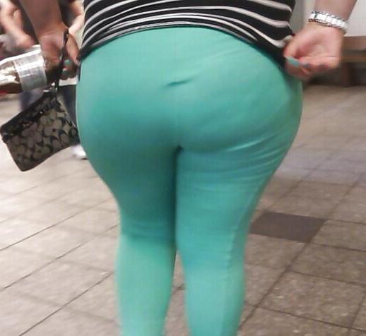 6P Candid asses! 