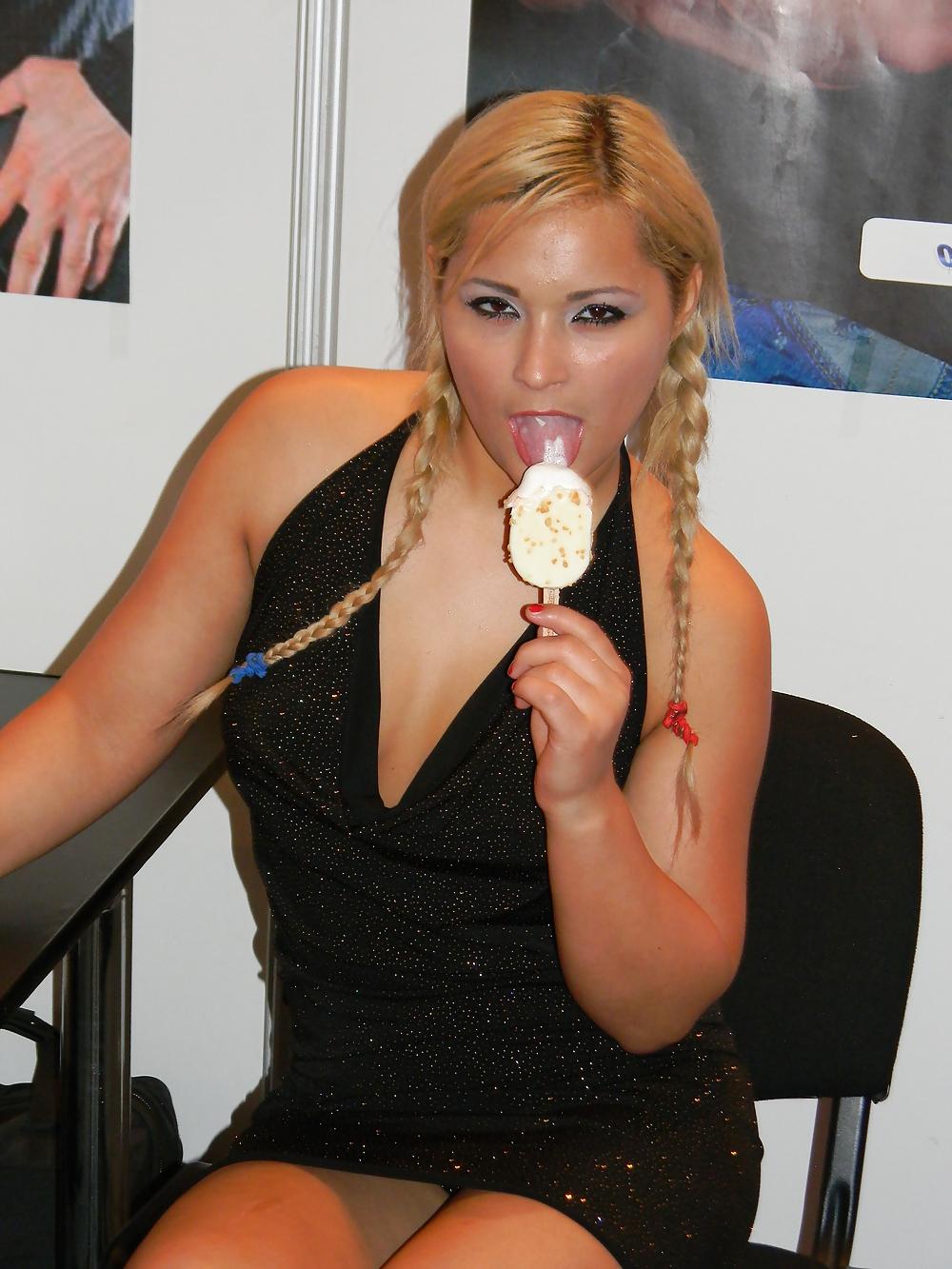 25P Eros Show  2013 Bucharest Romania