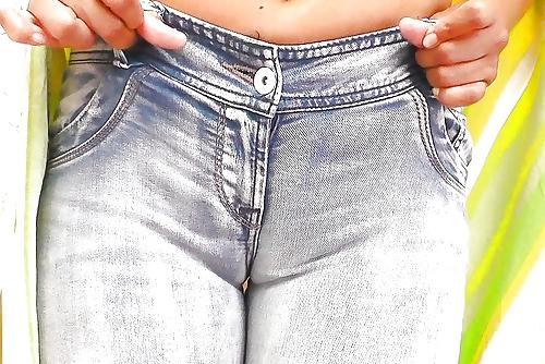 23P Fotze frisst Hose - cameltoe