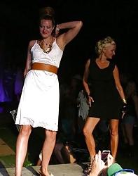 22P 2 or more women in slips