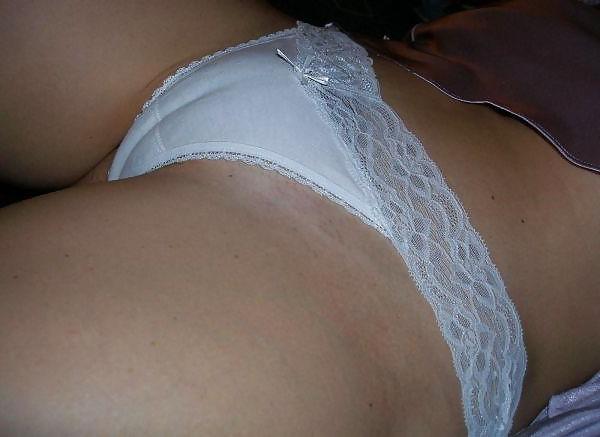 25P Fotze frisst Hose - cameltoe