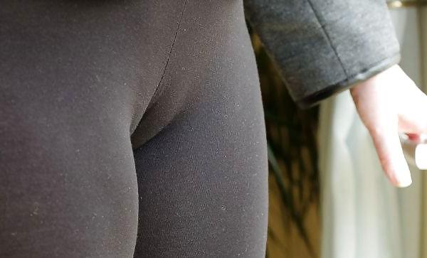 25P Fotze frisst Hose - cameltoe
