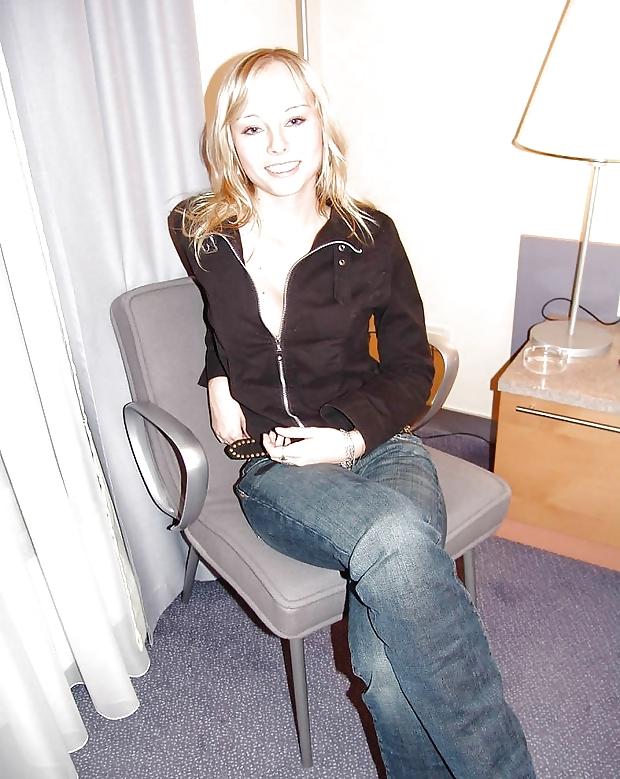 15P La blonde de l hotel