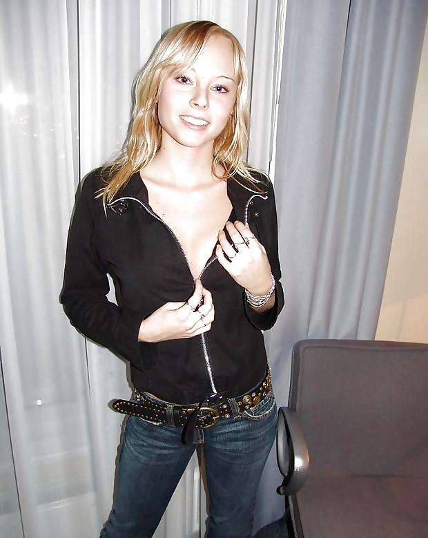 15P La blonde de l hotel