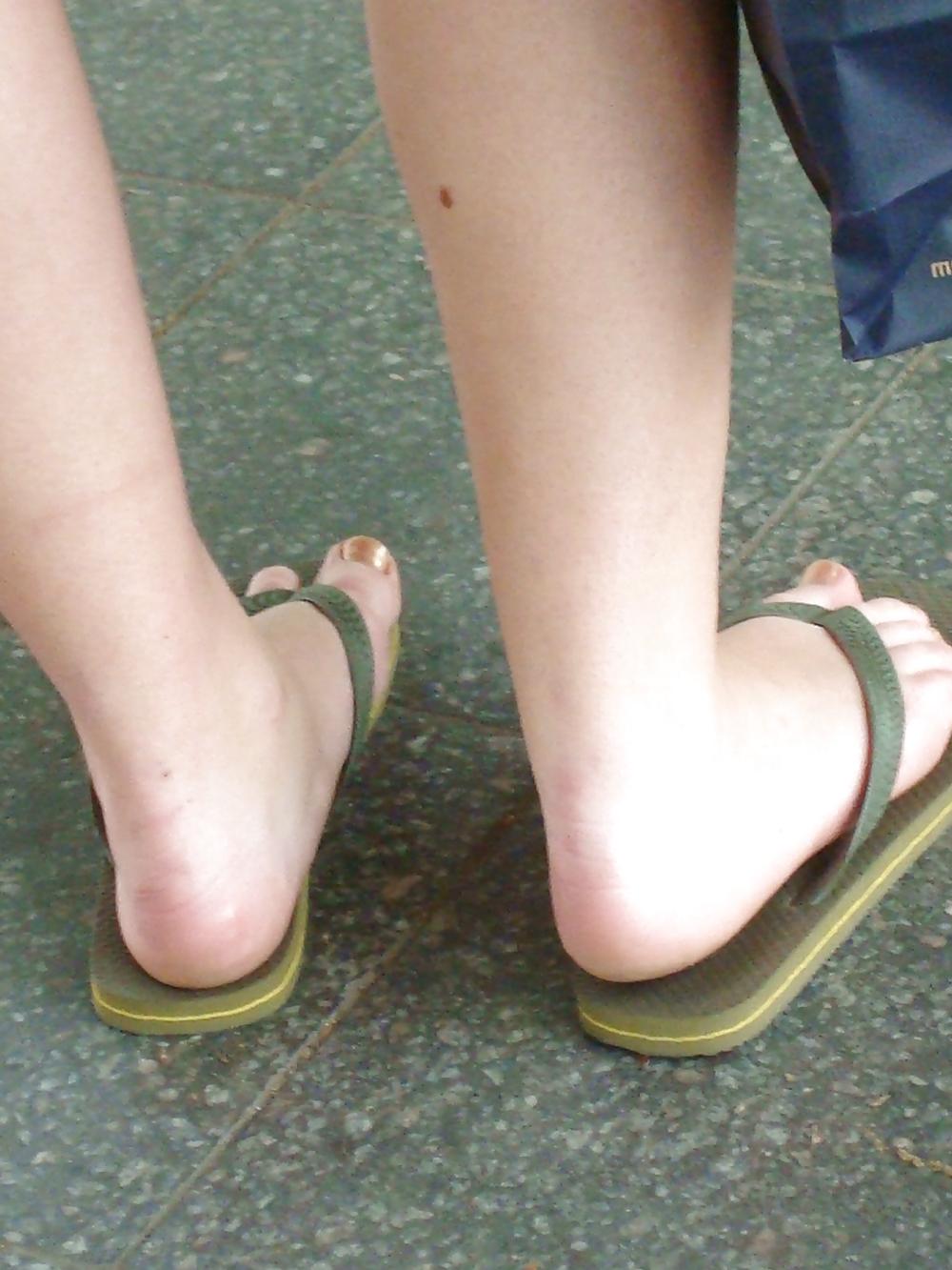 24P Summer in Berlin FEETS