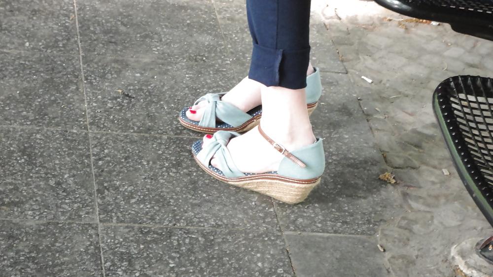 24P Summer in Berlin FEETS