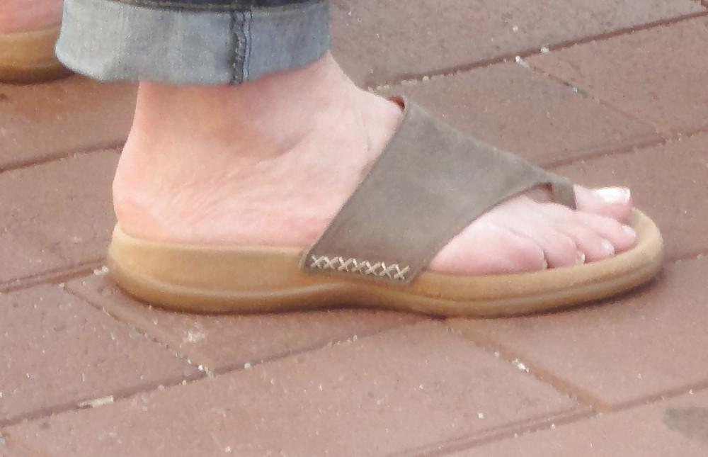 24P Summer in Berlin FEETS