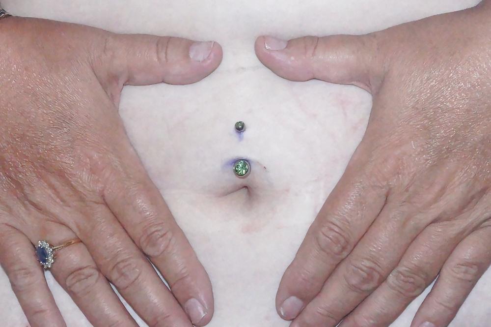 6P My belly and tits and a bit more