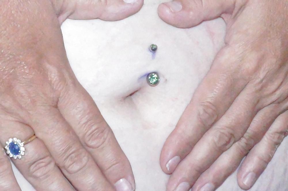 6P My belly and tits and a bit more