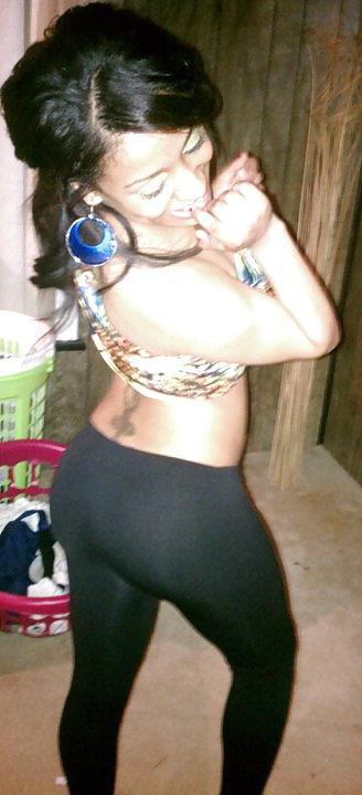 22P WOW Dominican Queen