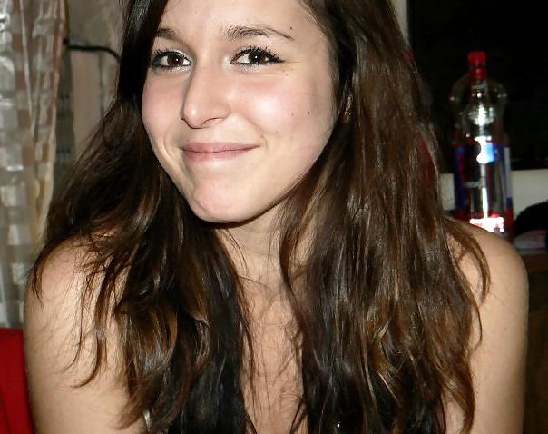 18P Cum or fake over Alice, please!!!
