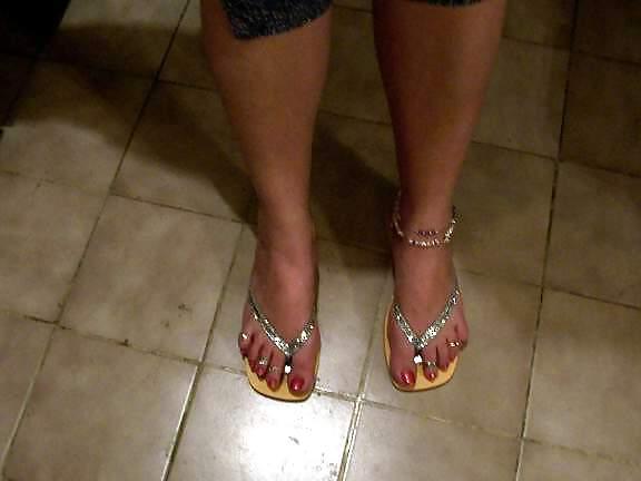 25P Wife perfect feet 1