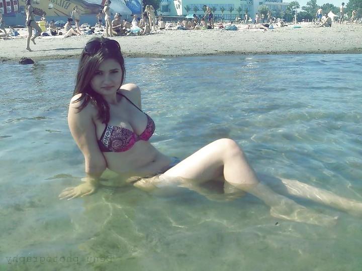 25P Cum or cock this huge-titted hot teen with great ass.