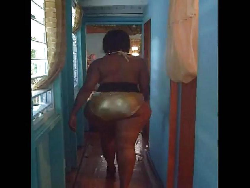 8P Golden bbw