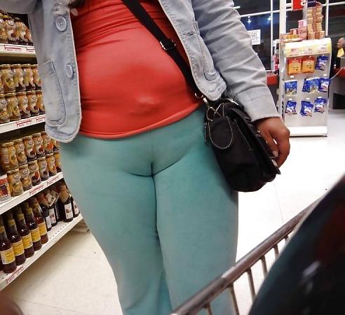 20P Fotze frisst Hose - cameltoe