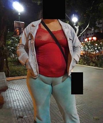 20P Fotze frisst Hose - cameltoe