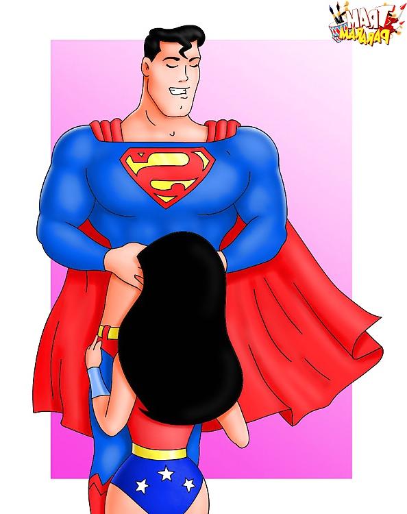 15P 5 - Hot cartoon porn orgies with famous toons