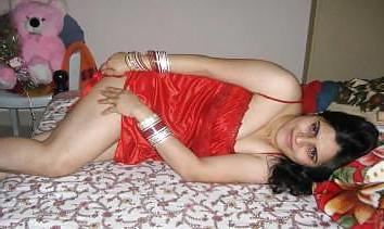 9P Pump the hidden gun...desi choot