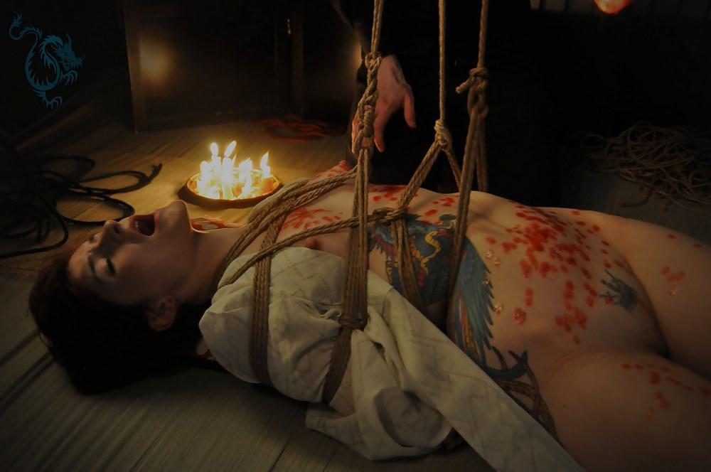 25P Bit of bondage (staring Adreena Winters)
