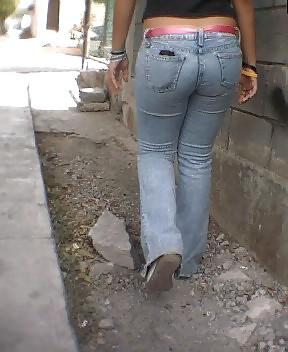 25P Culitos en calles de Monterrey