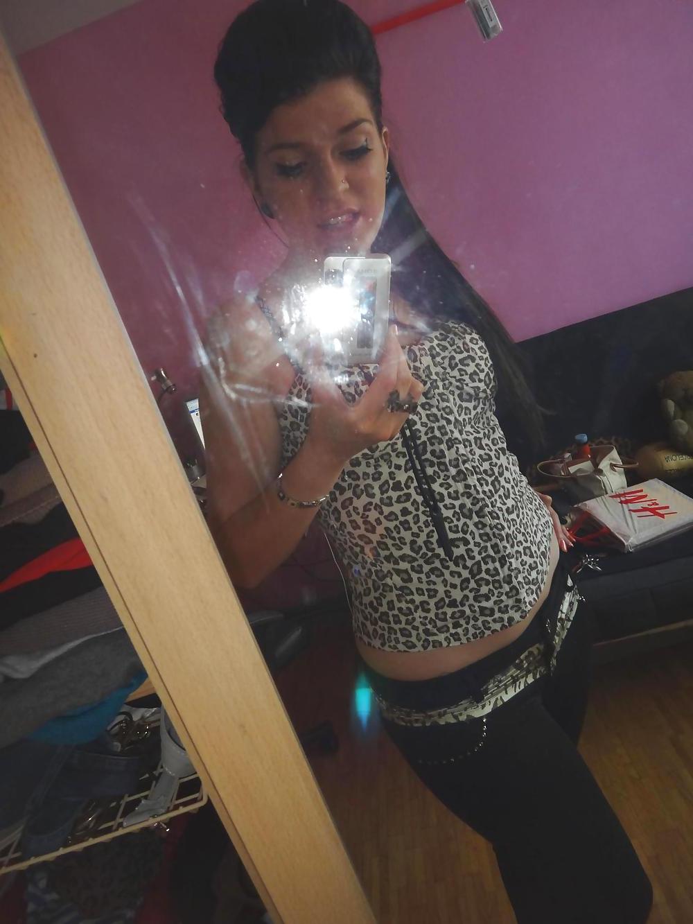 11P Melanyia best friend what do you think ? :)