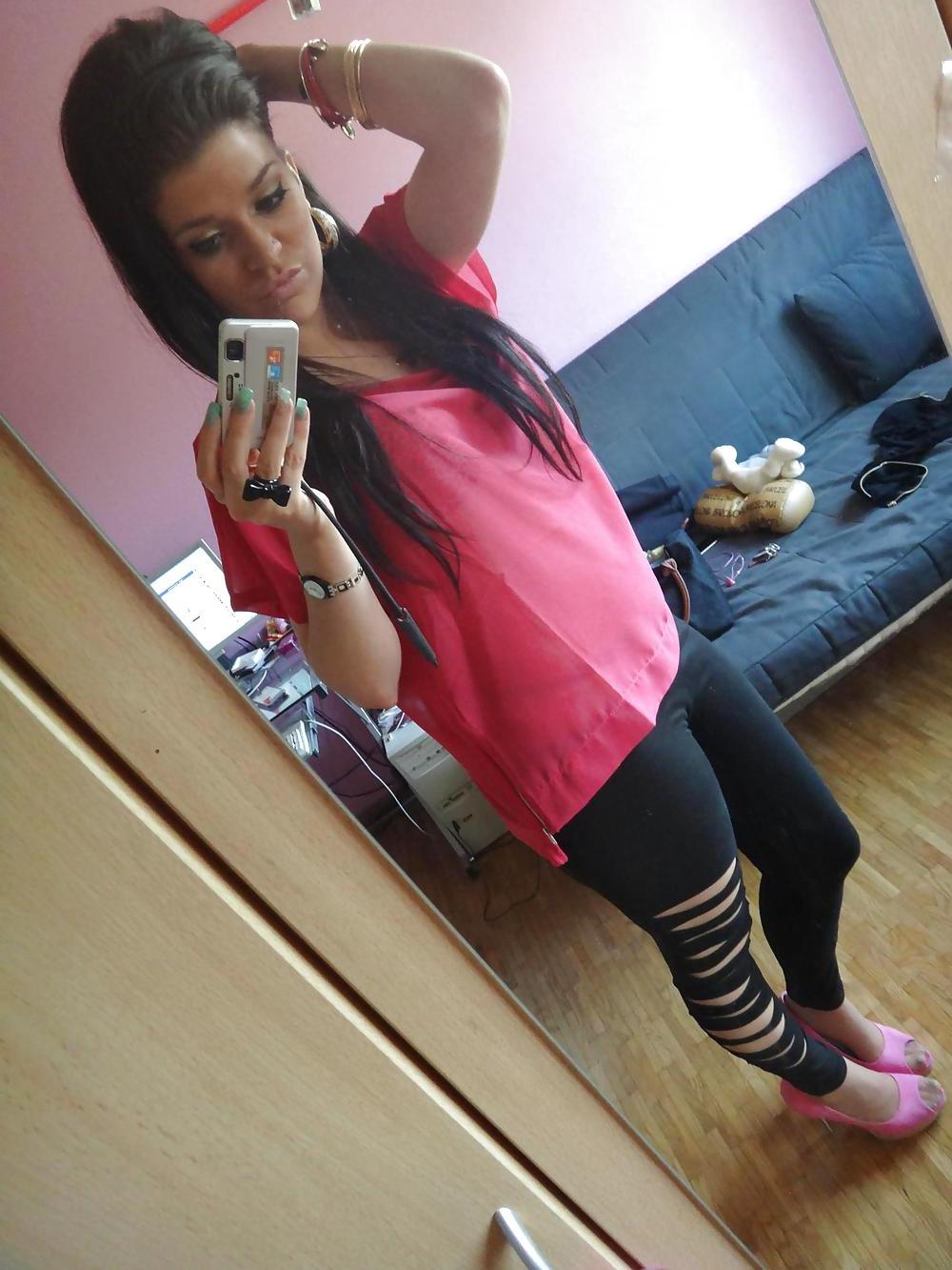 11P Melanyia best friend what do you think ? :)