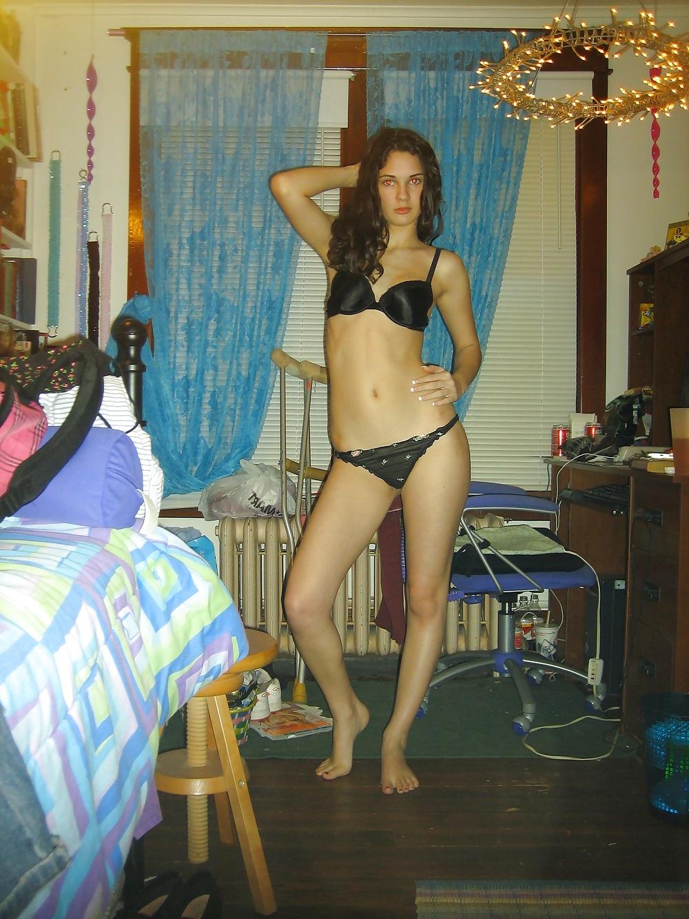 16P Young sexy teen 