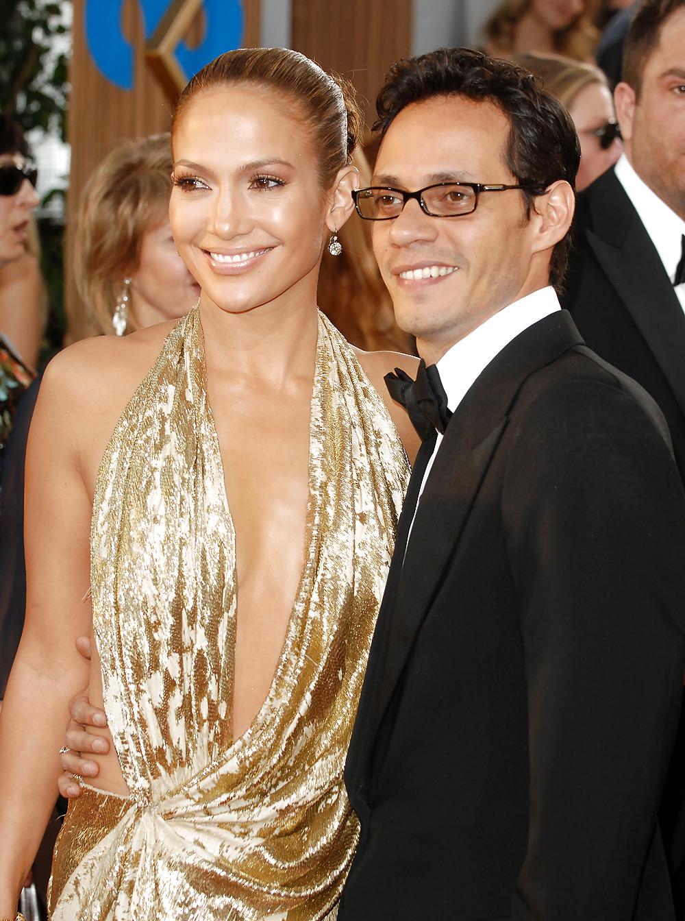 14P Jennifer Lopez 66th Annual Golden Globe Awards