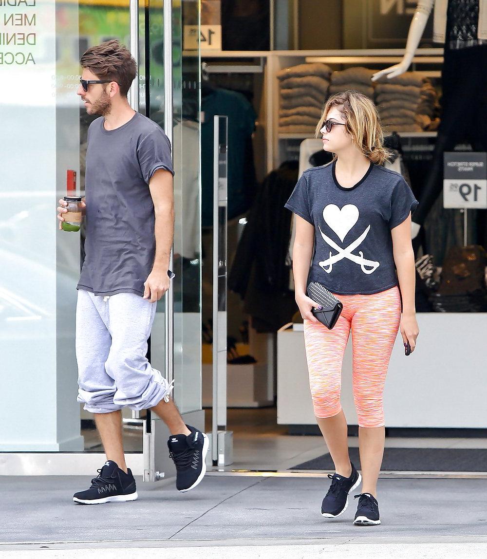 25P Celebrity Cameltoe's 2