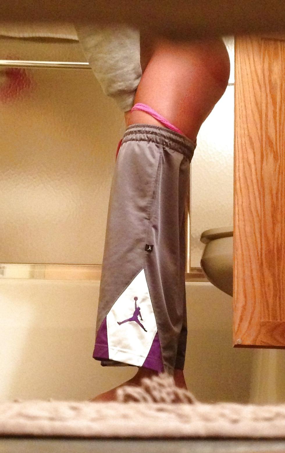 16P Shower Voyeur #3