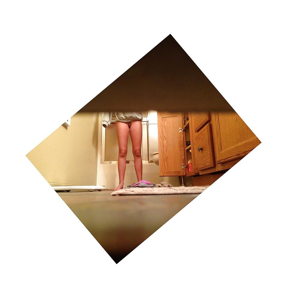 16P Shower Voyeur #3