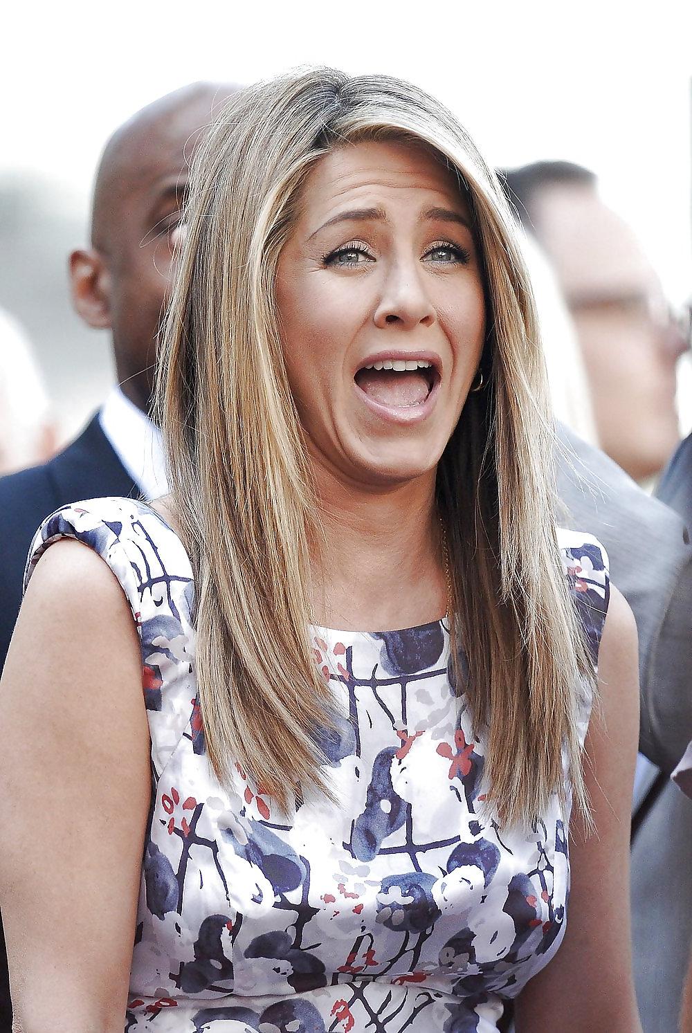 25P Jennifer aniston  to wank over 