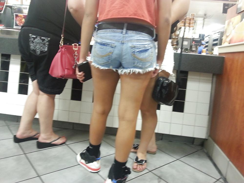 7P Sexy Teen Ass Cheeks Candids