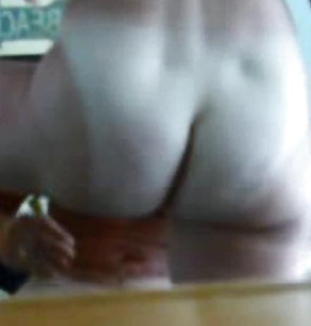 12P Mature wife ass hidden