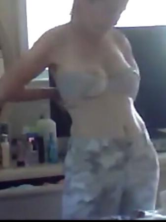 8P Spy pics of the wife