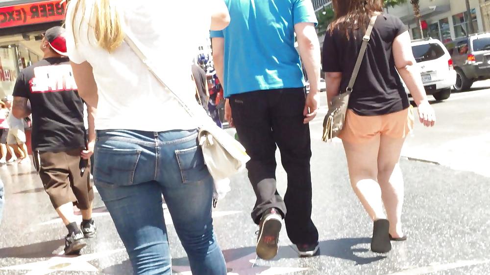 25P Tight teen butts & ass in jeans up close 