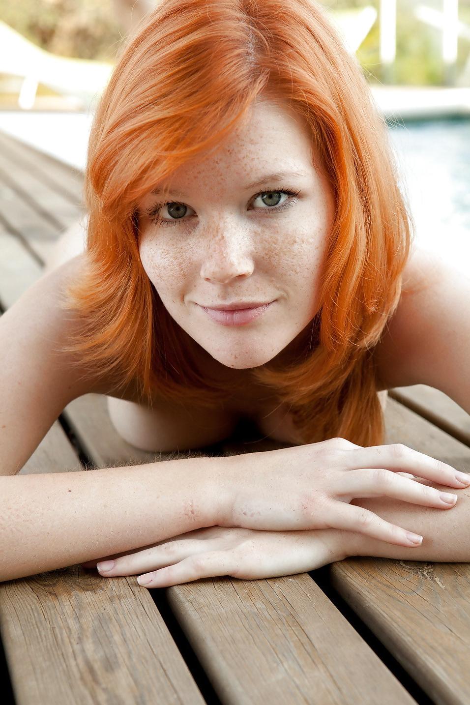 14P The perfect redhead