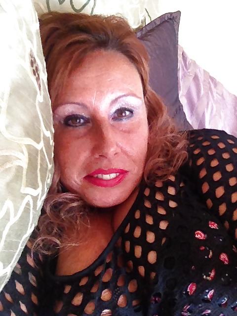 5P Bored Hooker