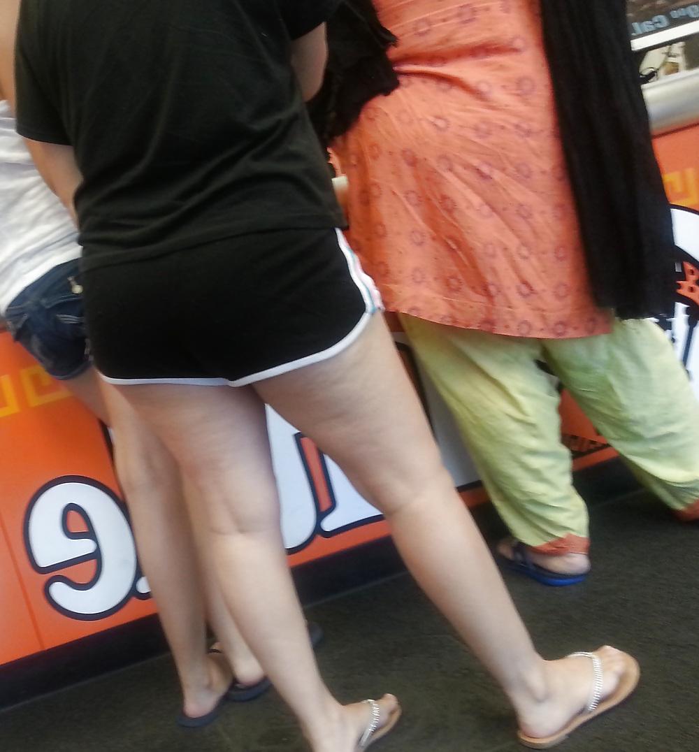 5P Candid Chubby Teen Ass 