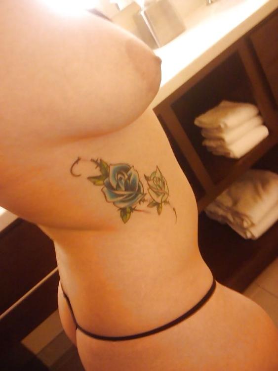 9P Cute Blonde in hotel...