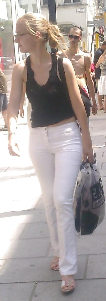 25P Candid ass in Pants