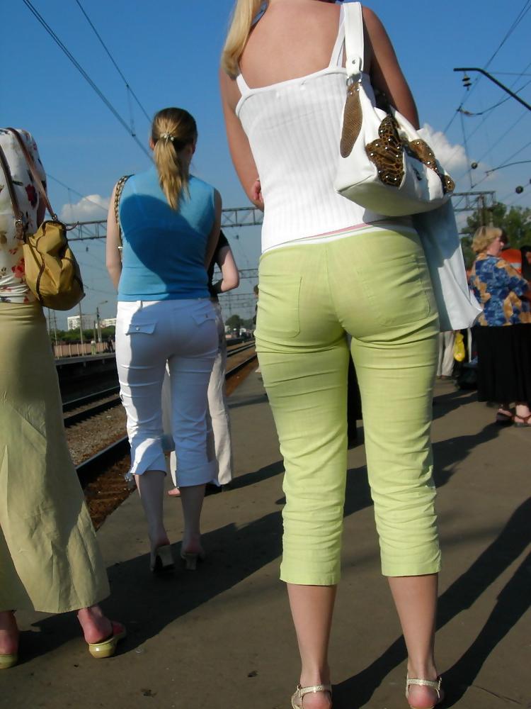25P Candid ass in Pants