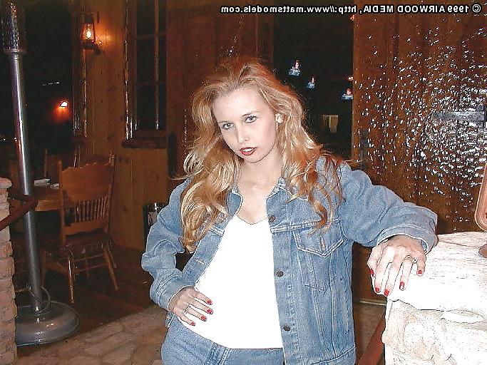 17P Cute hooker on Sunset Blvd in Hollywood