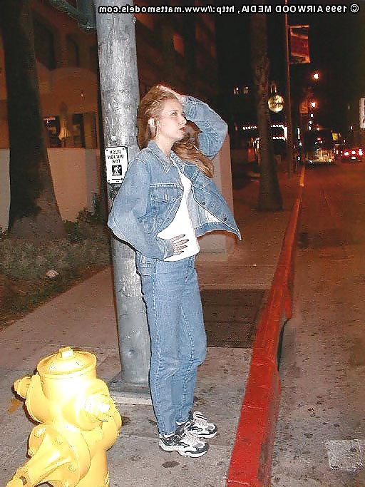 17P Cute hooker on Sunset Blvd in Hollywood