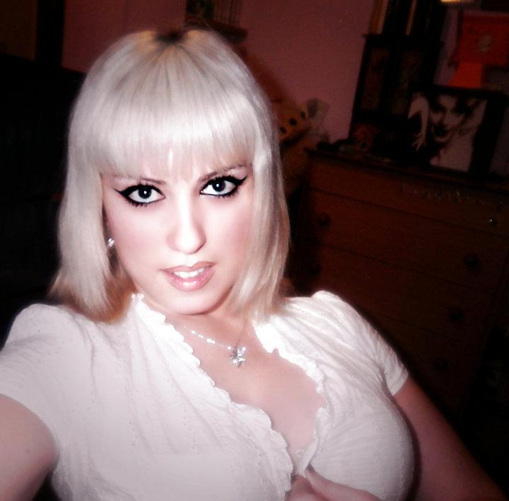 25P NYLON FETISH MILF MATURE COUGAR