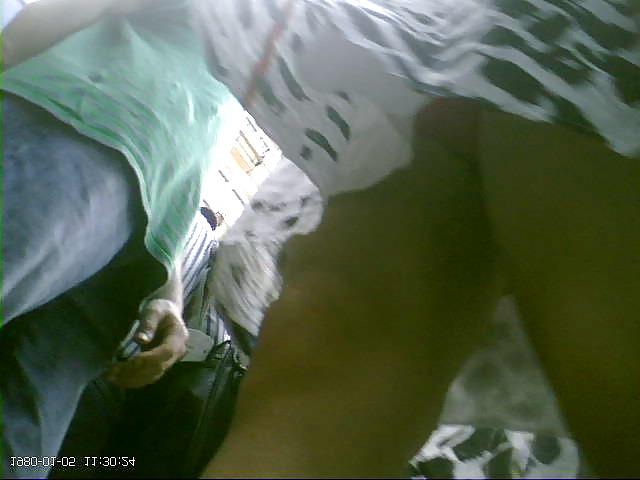 25P Etek alti upskirt